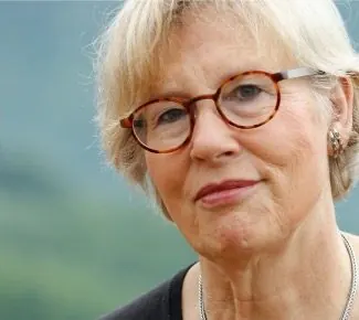 Dr. Astrid v. Sichart